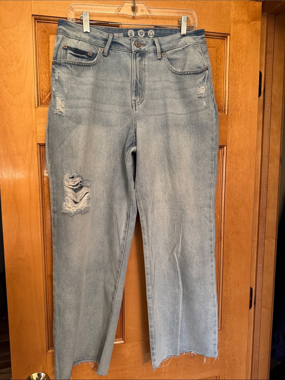 Light Blue High-rise Straight-Leg Distressed Women's Jeans - 11/30